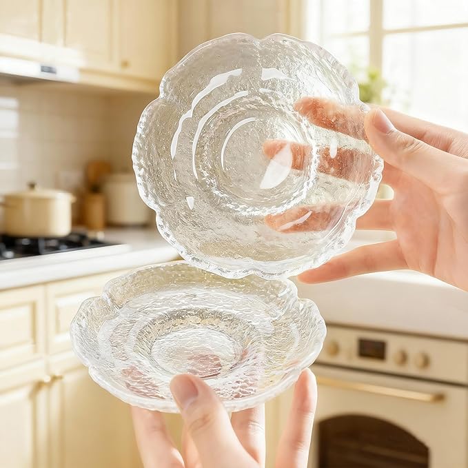 kanpura 6pcs Clear Glass Plates Restaurant 4.5 Inch Dessert Plates Tea Plates Bulk Small Crystal Plate Set for Appetizer, Fruits, Cake, Salad