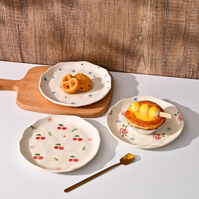Koythin Ceramic Dessert Plates, Cute Fruits Dinner Plate, Creative Plates Design, Printed Flowers Dinnerware for Office and Home, Kitchen Plates for Desserts (Cute Bow)