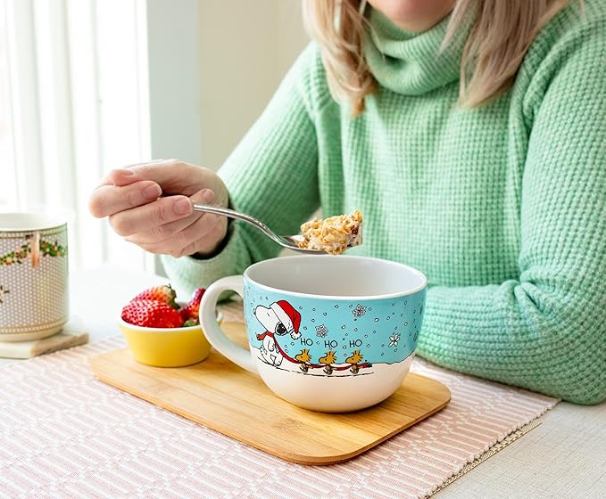Silver Buffalo Peanuts Snoopy and Woodstock Holiday Ceramic Soup Mug Bowl With Handle For Ice Cream, Cereal, Beverages | Holds 24 Ounces