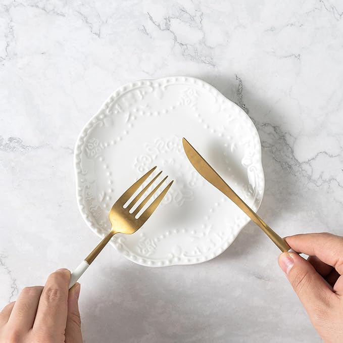 White Small Dessert Plates Set of 4,Ceramic Dinner Plates 6 Inch for Appetizer, Fruits, Cake, Salad,Microwave Safe,Christmas Gift
