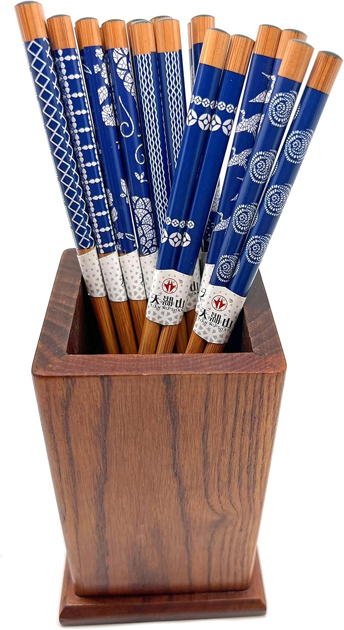 10 Pairs Reusable Bamboo Chopsticks, Blue White Pattern Natural Bamboo Wood Chopsticks, 8.8Inch/22.5cm Polybag packing by LANHUTHS