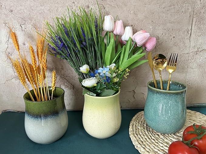 Short Kitchen Utensil Holder for Kitchen Counter, Ceramic Small Utensil Crock & Vase & Holder for Cutlery Spatula Brush Silverware Cooking Utensil Holder (Retro Mist Green)