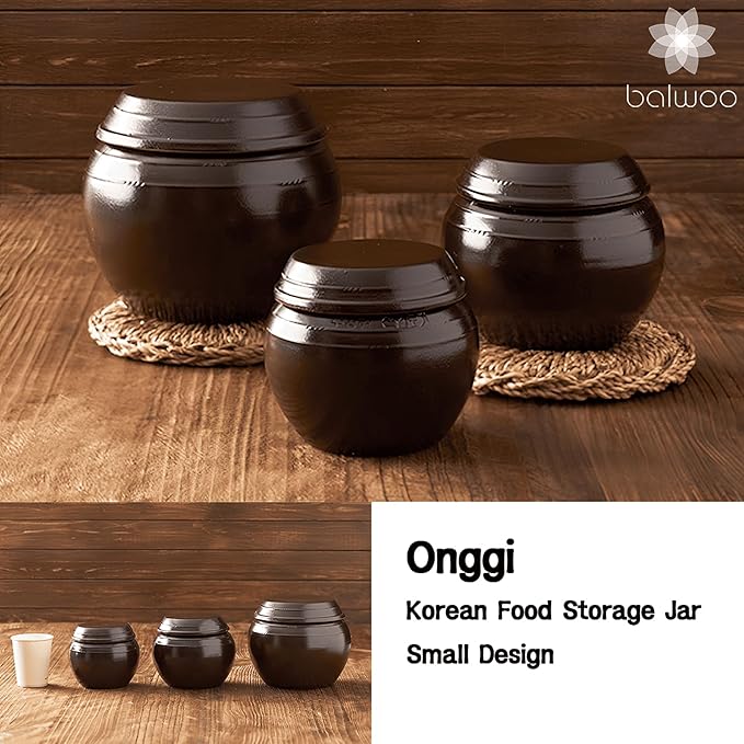 Earthenware Onggi Korean Traditional Clay Jar Mini Ceramic Canister/Handmade Food Storage Container for Tea, Coffee Bean, Salt/Breathing Clay Pot Kimchi Fermentation Crock (2L(67.6oz))