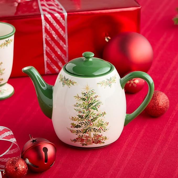 Holly Tree Christmas Teapot – 36oz Ceramic Holiday Teapot with Classic Tree Design, Perfect for Winter Tea Service, Decorative and Functional, and Collectible