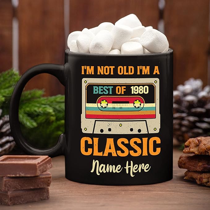 PREZZY I'm Not Old I'm a Classic Best of 1980 43rd Birthday Gifts Vintage Cassette Tapes Collection Coffee Mug 43 Year Old Birthday Decorations for Men Women Dad Mom Personalized Mug 11oz 15oz Black