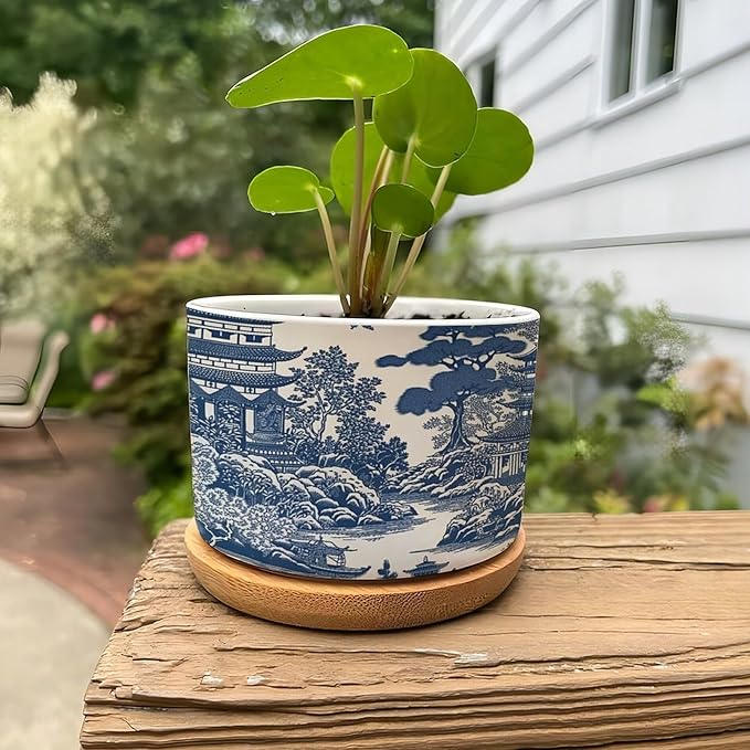 Planters Ceramic Chinoiserie Blue And White Porcelain Pattern Ceramic Pots with Drainage Holes Round Flowerpot Bamboo Tray Plant Pots for Succuelnt And Little Snake Plants Pots for Nana Grandma