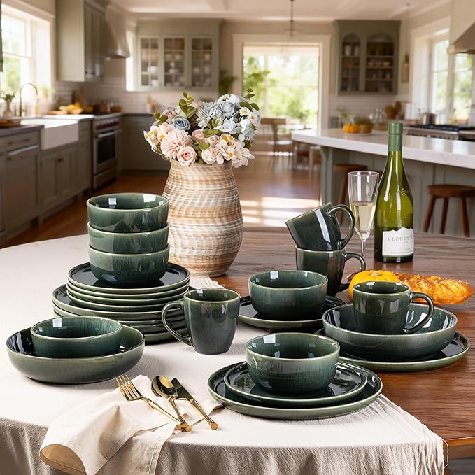 GBHOME Ceramic Dinnerware Sets for 6, 18 Pieces Stoneware Plates and Bowls Sets, Reactive Glaze Dishes -Scratch Resistant, Dishwasher&Microwave Safe, Earth Green