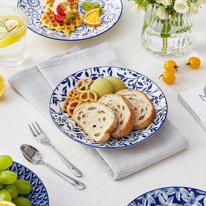 vancasso Ceramic Salad Plates Set of 6, Small Vintage 8.25 Inch Plate Set of 6 for Kitchen, Porcelain Blue and White Dessert Plates for Kitchen, Microwave Oven Dishwasher Safe, Vintage Gift
