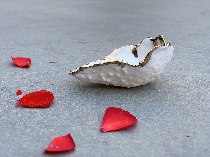Ceramic White and Gold Sea Shell Ring Dish, Handmade Jewelry Bowl, Unique Gift for Her, Women, Mom, Bride, Girlfriend on Birthday, Anniversary, Wedding, Bridal Shower - Please Read Description