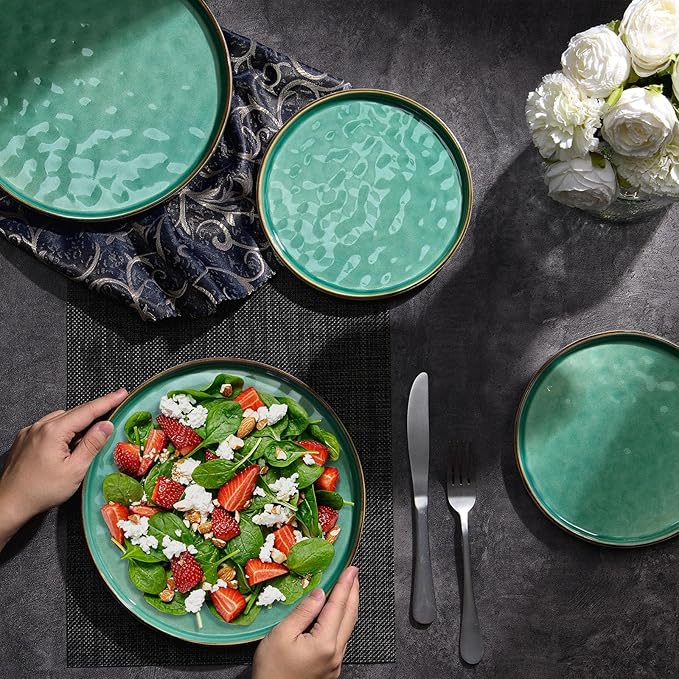 LIANYU 10.2 Inch Dessert Plates of 4, Kitchen Ceramic Dinner Plates Set, Dinnerware Serving Dishes Set, Dinnerware Salad Appetizer Plates for Microwave Dishwasher Oven, Chip Resistant, Emerald Green
