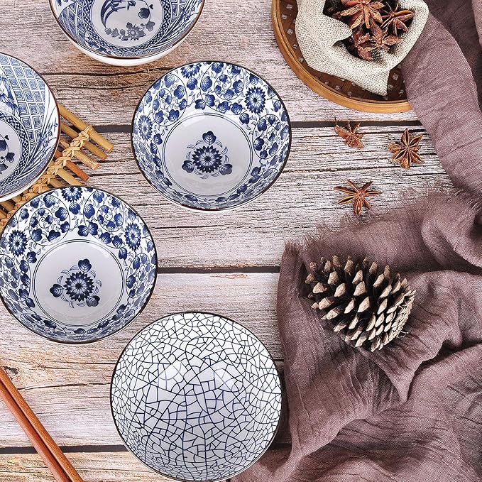 VanEnjoy Set of 4 Japanese Style Ceramic Rice Bowl with Gift Box,Blue and White Pattern Bowls Set,Underglazed Dinnerware, For Dessert Snack Cereal Soup Portion Control Bowl